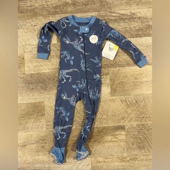 Burt’s Bee Baby Footie - Picture 1 of 2